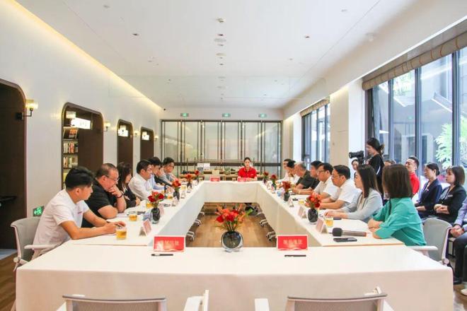 明伦集团与绿城科技、京奇数据达成战略合作,共筑南阳智慧人居新纪元